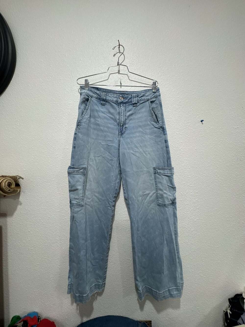 American Eagle Dreamy Drape Baggy Cargo Wide Leg Jeans - Size 8 Short